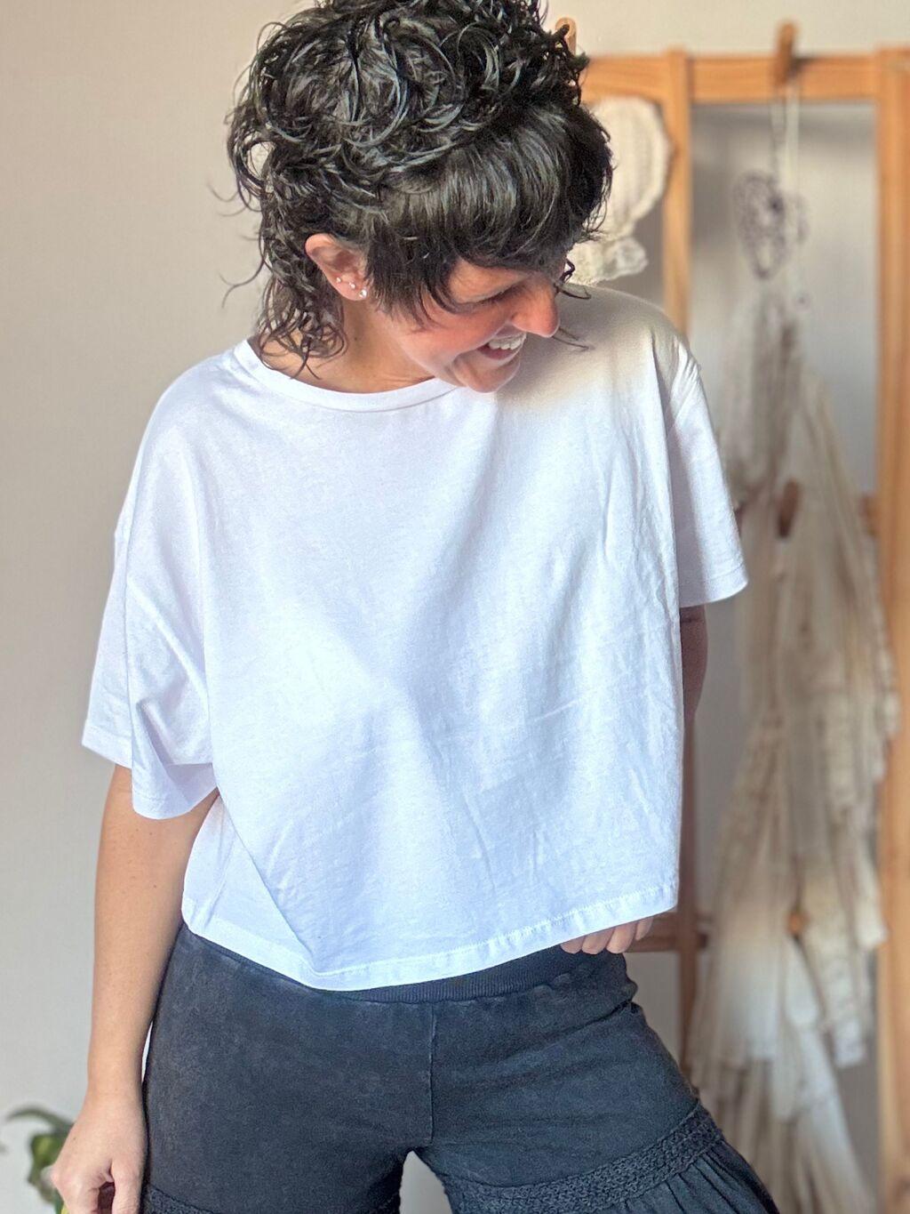 Remera Corte Cuadrado Blanca ST MARIE